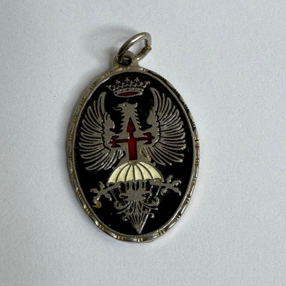 Spanish Army Brigada Paracaidista BRIPAC Paratrooper Enamel Medal Pendant